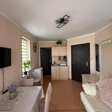 чайка 5 Apartman Napospart